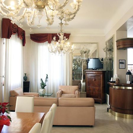 C-Hotels De Rose Palace Florencja Zewnętrze zdjęcie