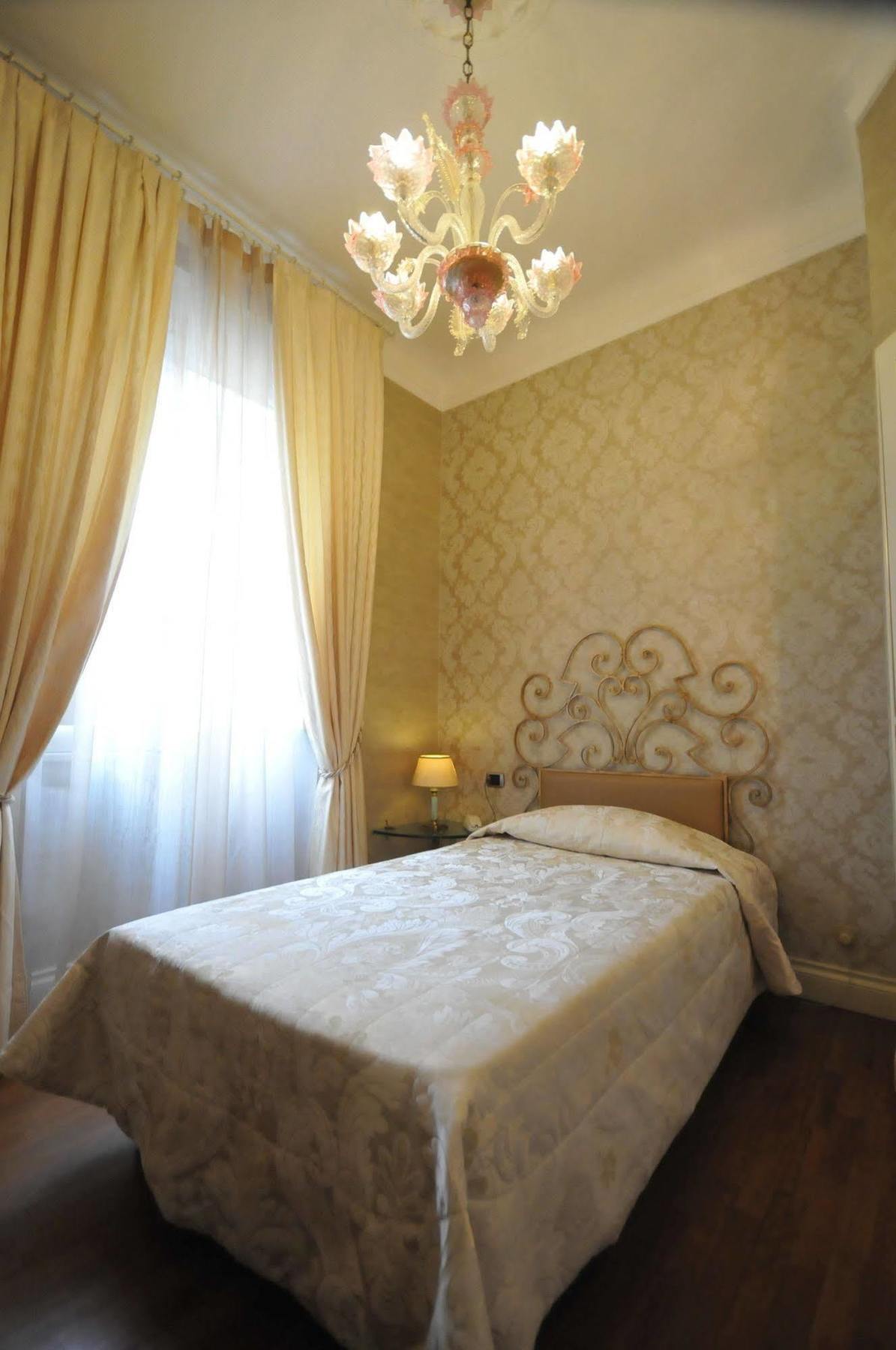 C-Hotels De Rose Palace Florencja Zewnętrze zdjęcie