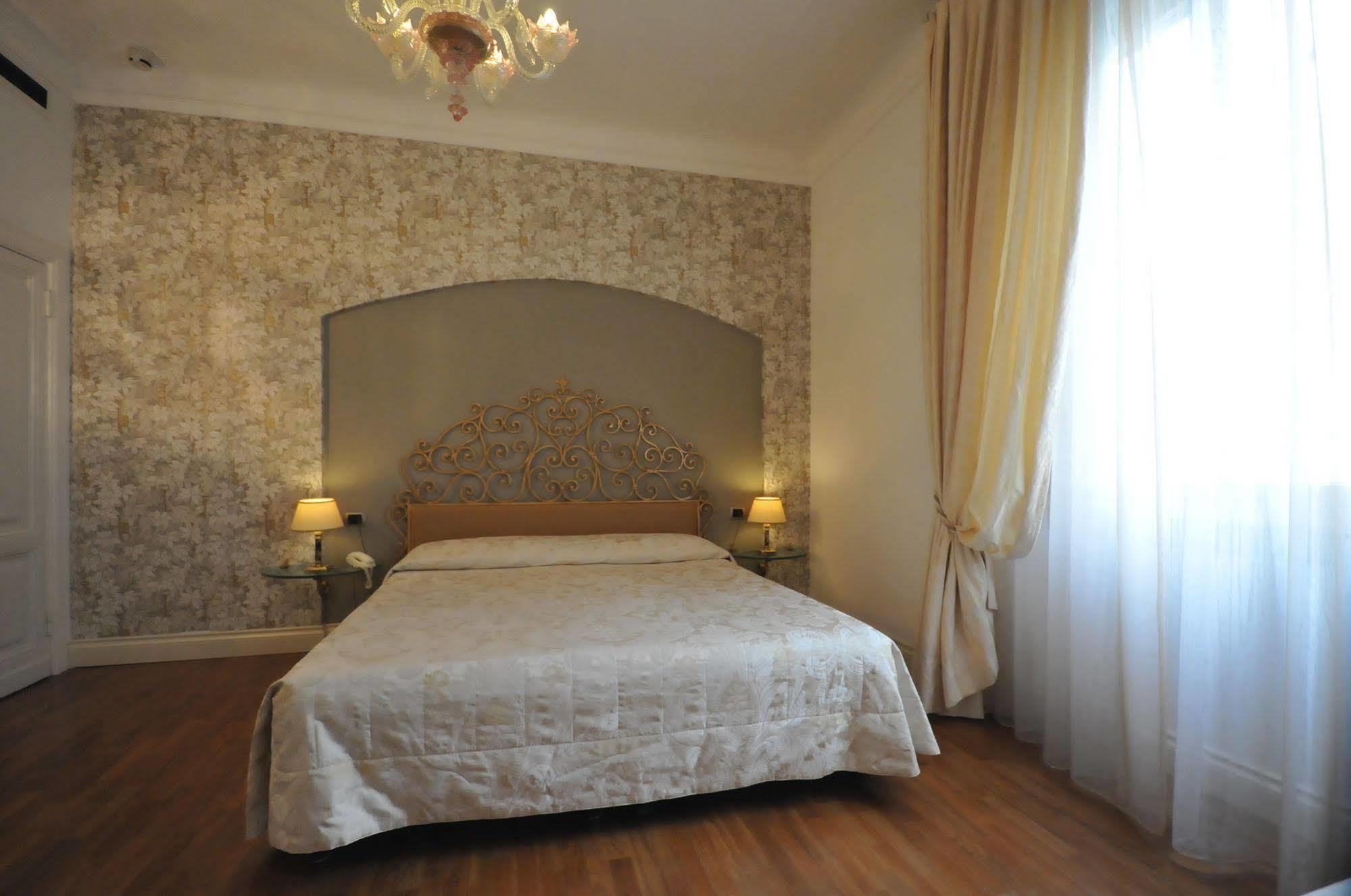 C-Hotels De Rose Palace Florencja Zewnętrze zdjęcie