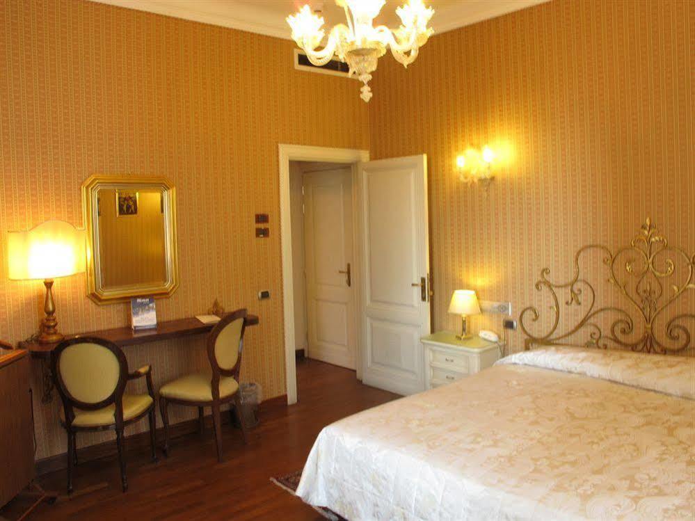 C-Hotels De Rose Palace Florencja Zewnętrze zdjęcie