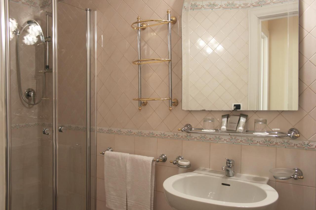 C-Hotels De Rose Palace Florencja Zewnętrze zdjęcie