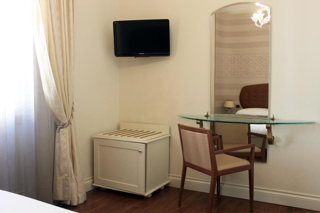 C-Hotels De Rose Palace Florencja Zewnętrze zdjęcie