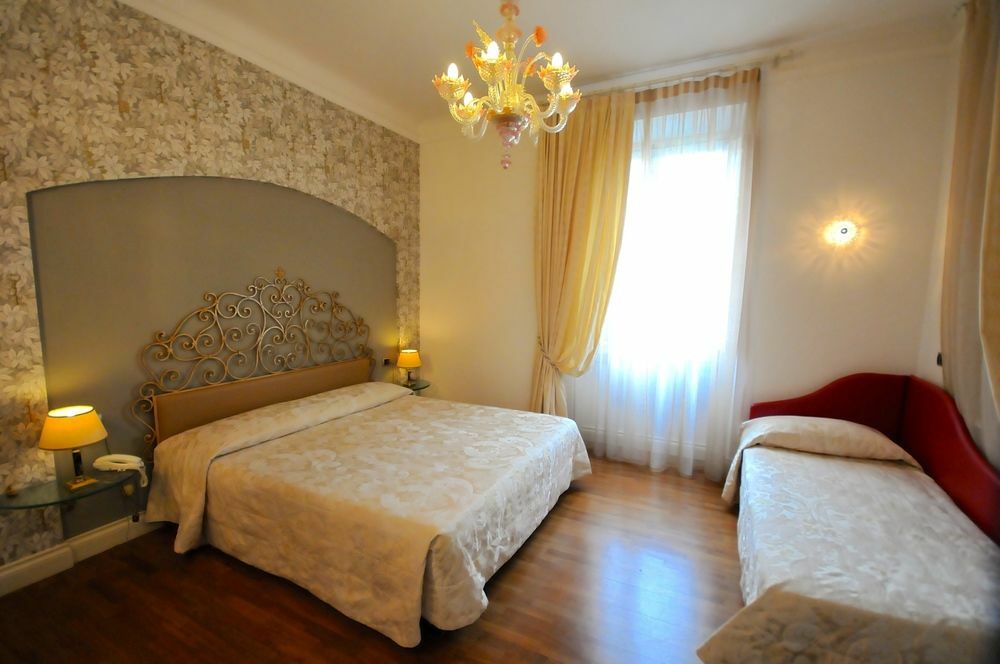 C-Hotels De Rose Palace Florencja Zewnętrze zdjęcie