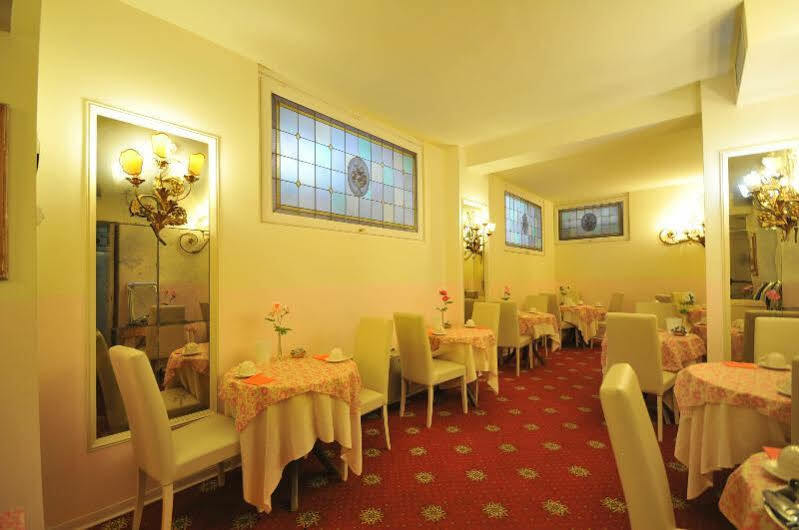 C-Hotels De Rose Palace Florencja Zewnętrze zdjęcie